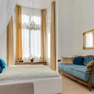 Bella Delux Apartment