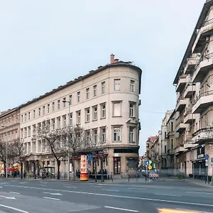 Basilica Palace Apartment